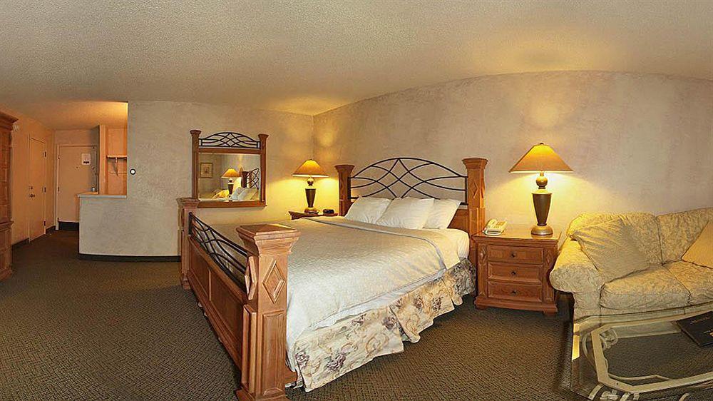 Quality Inn Уосо Екстериор снимка