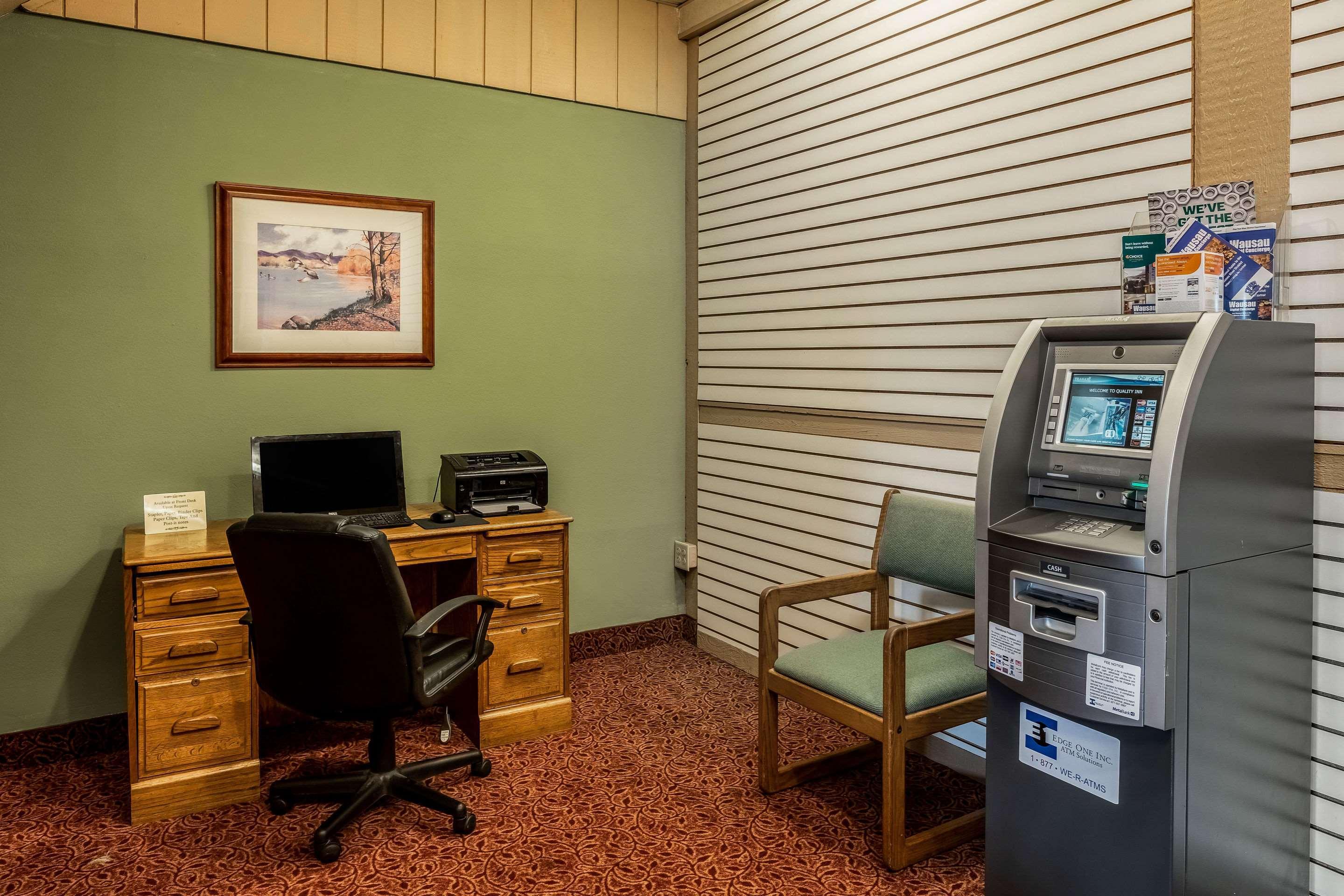 Quality Inn Уосо Екстериор снимка
